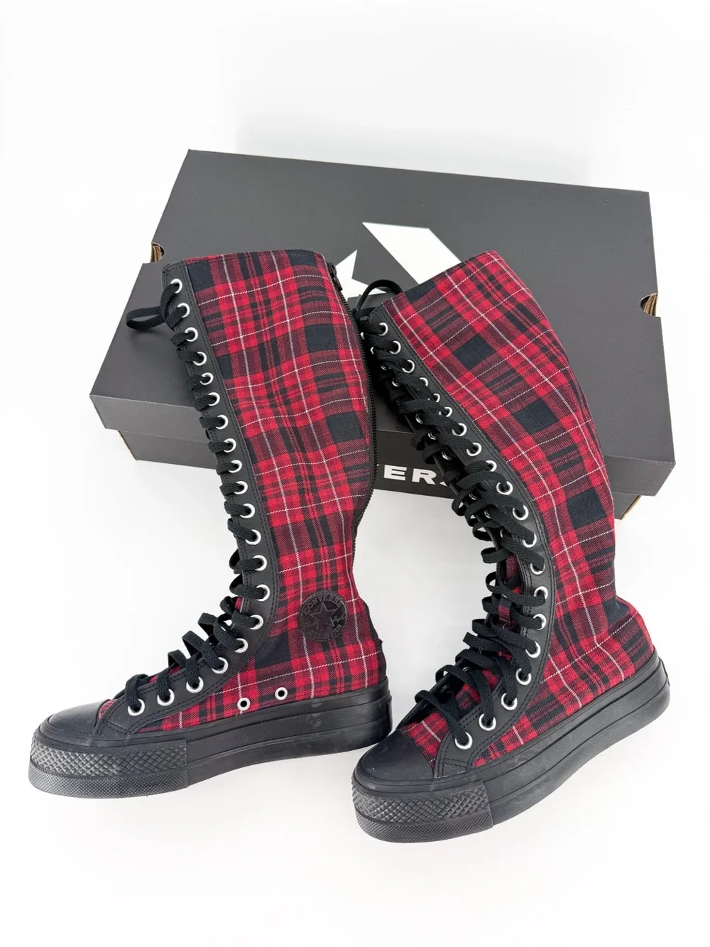 Converse Chuck Taylor All Star Lift XXHi Platform Plaid in Park Red Size 6.5